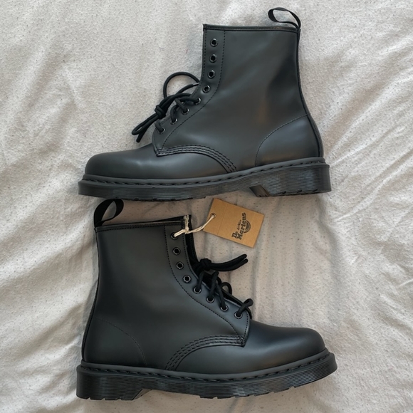Dr. Martens Other - Dr. Martens 1460 mono smooth leather boot men's size 11